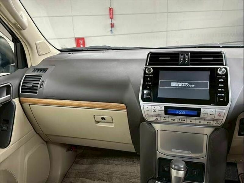 LAND CRUISER PRADO-11