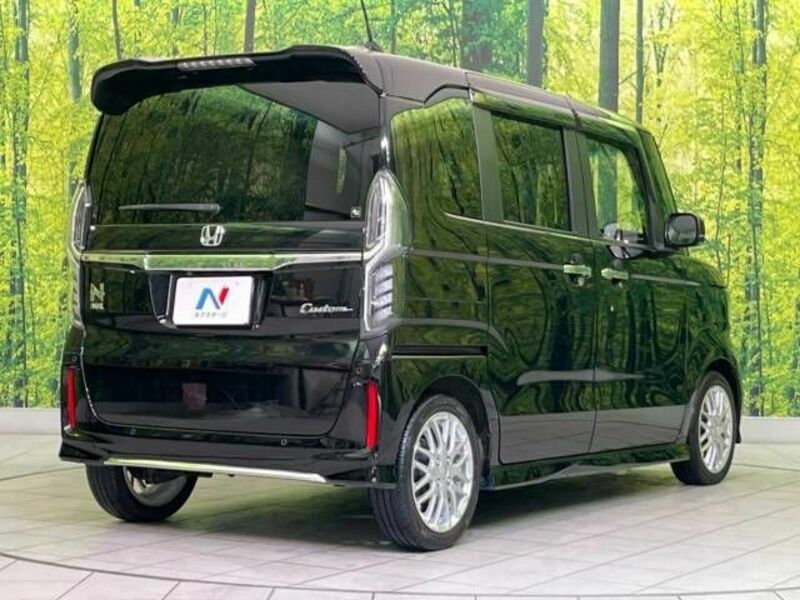 N BOX CUSTOM