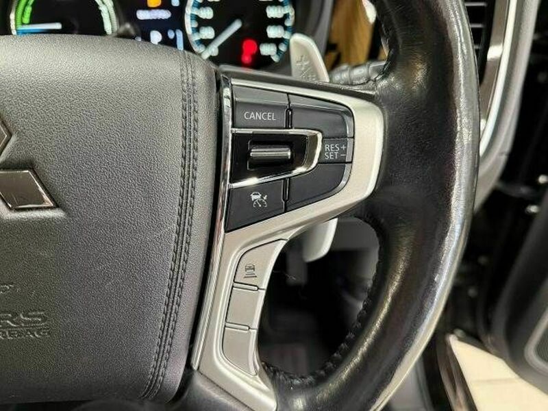 OUTLANDER PHEV