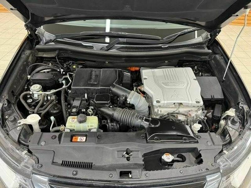 OUTLANDER PHEV