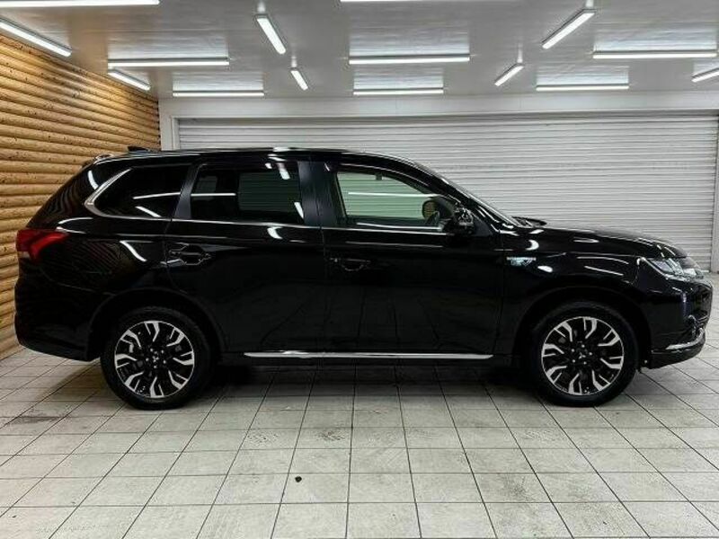 OUTLANDER PHEV