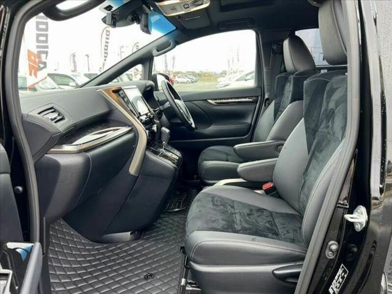 ALPHARD-16
