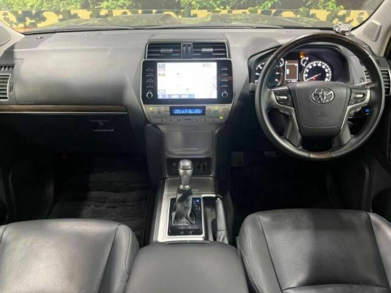 LAND CRUISER PRADO-1