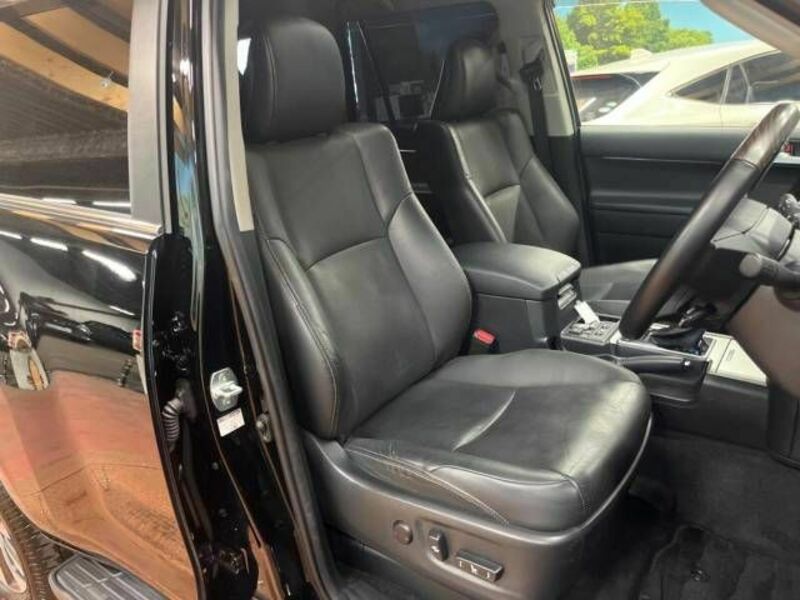 LAND CRUISER PRADO-8