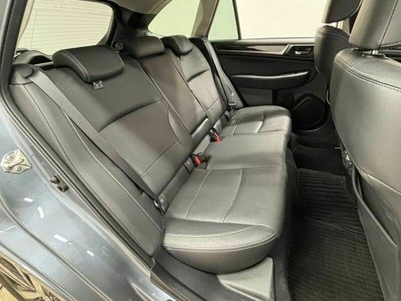 LEGACY OUTBACK-5