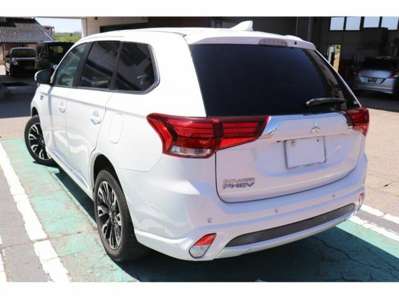 OUTLANDER PHEV