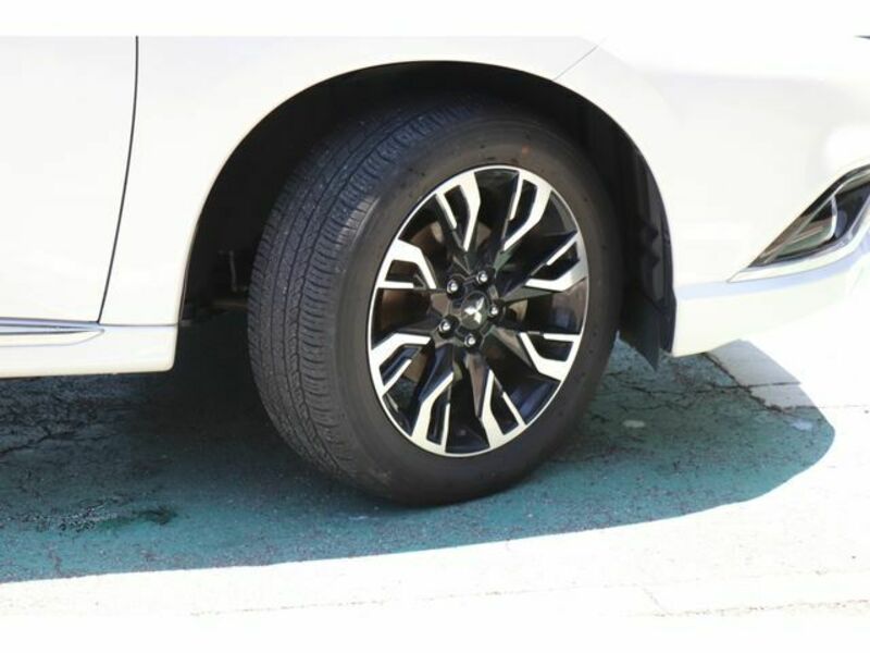 OUTLANDER PHEV