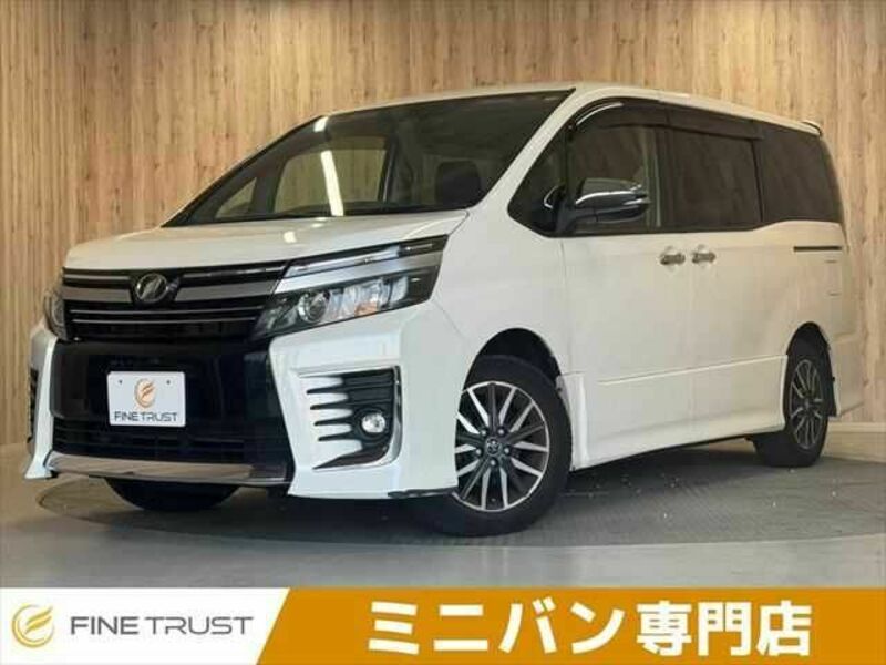 TOYOTA　VOXY