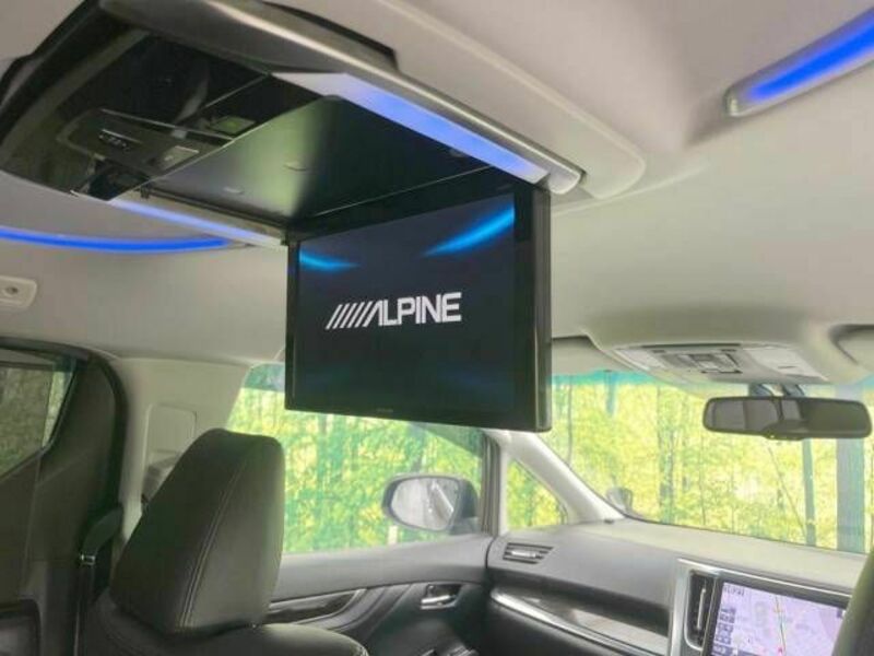 VELLFIRE-3