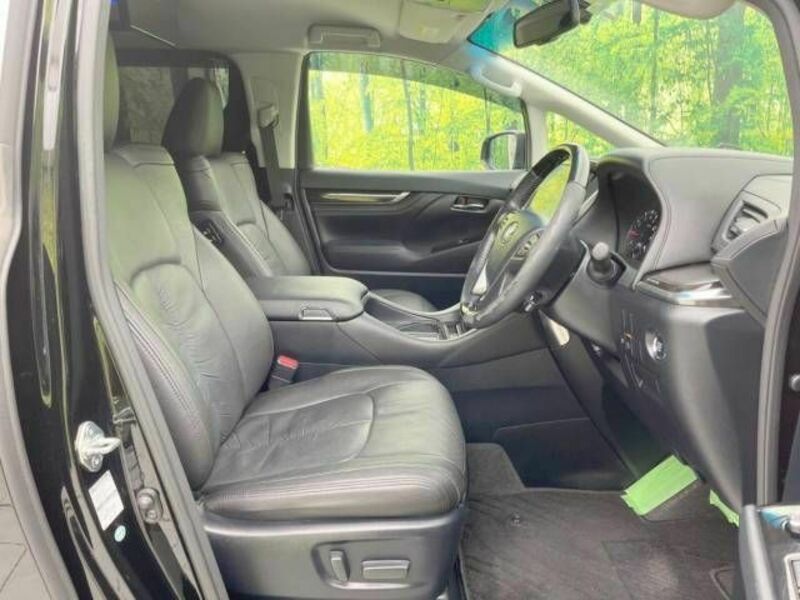 VELLFIRE-8