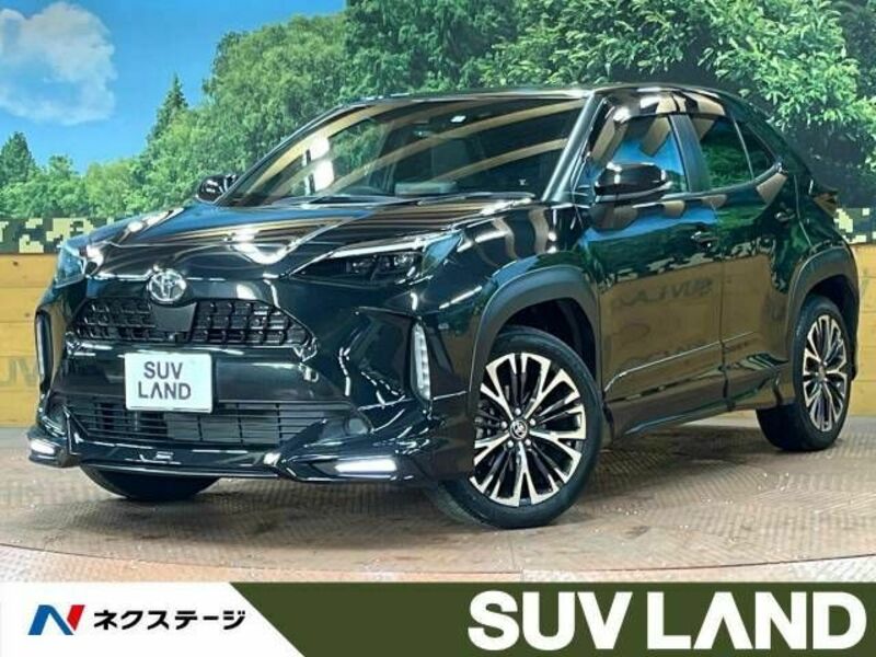 YARIS CROSS