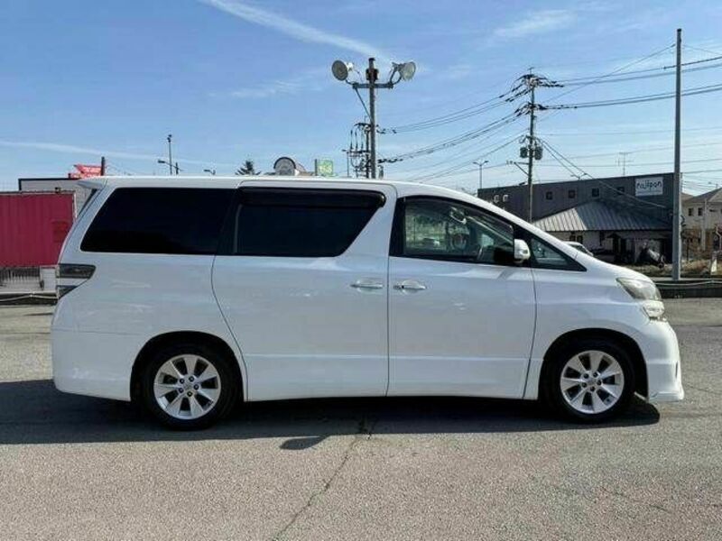 VELLFIRE-3