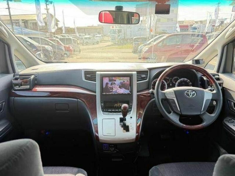 VELLFIRE-8