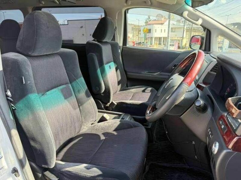 VELLFIRE-13