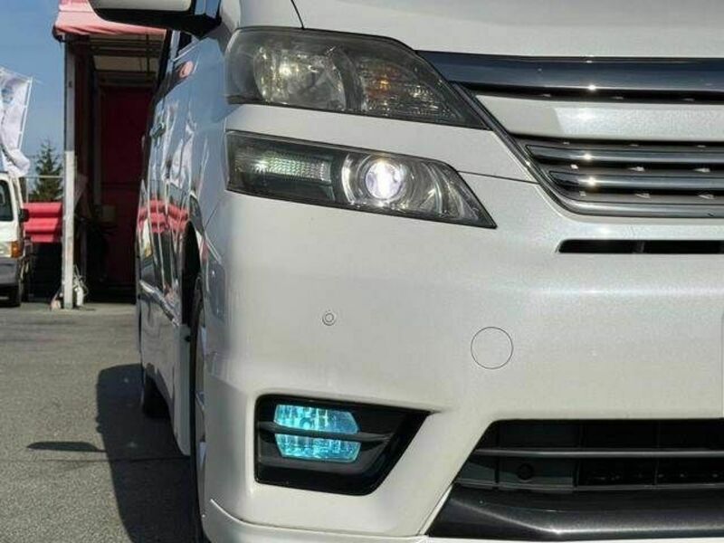 VELLFIRE-23