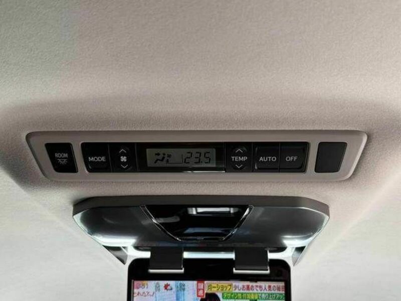 VELLFIRE-29