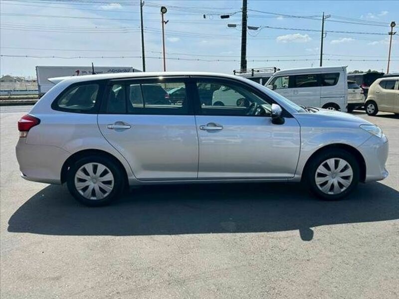 COROLLA FIELDER