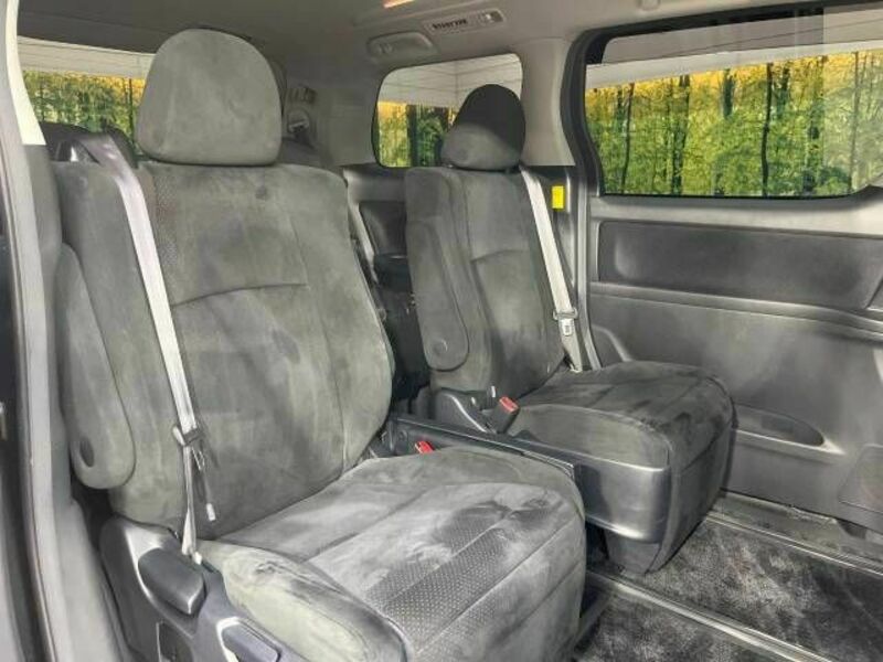 VELLFIRE-8
