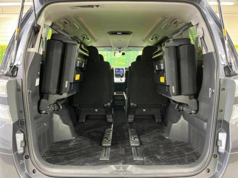 VELLFIRE-10