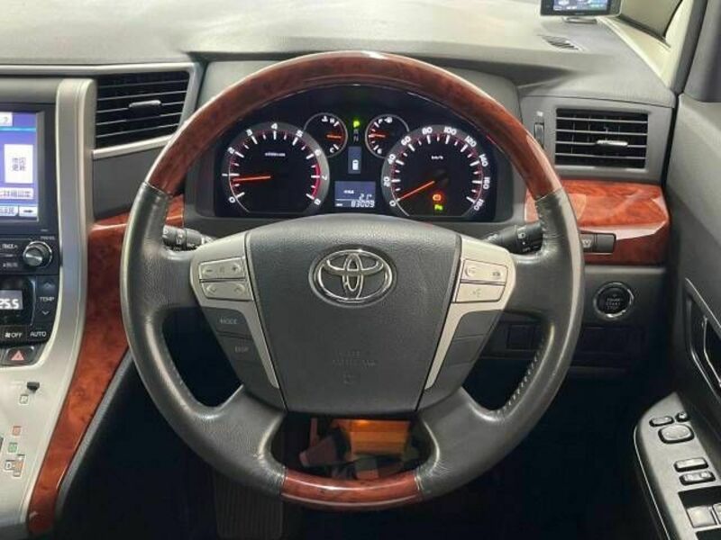 VELLFIRE-11