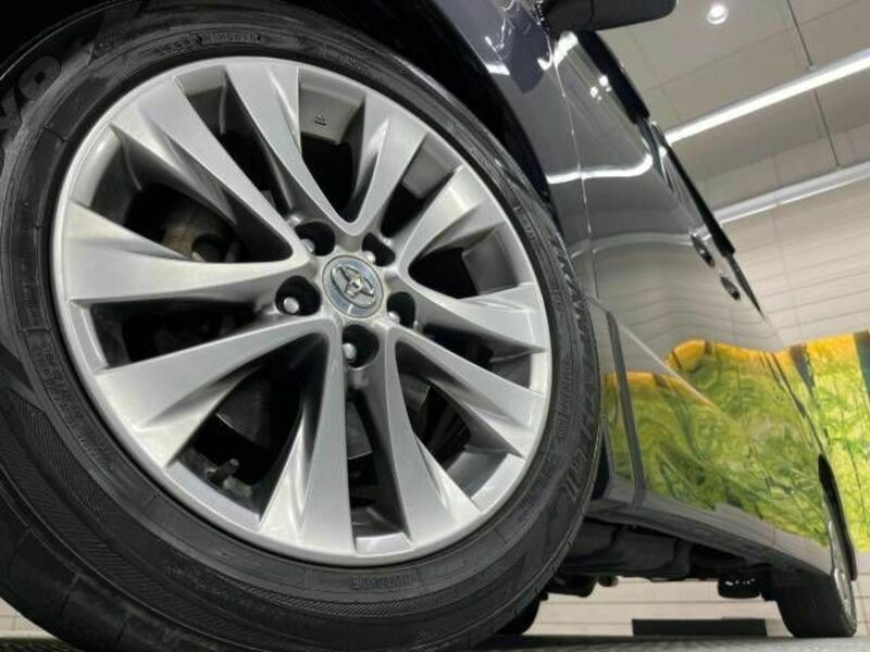 VELLFIRE-13