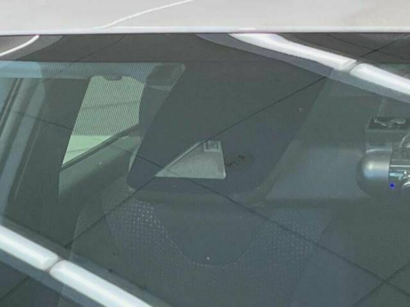 PRIUS-4