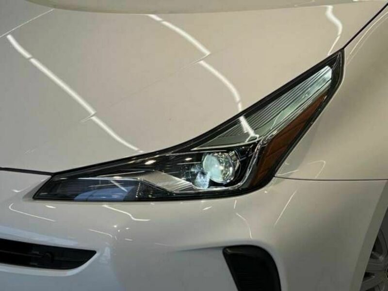 PRIUS-11