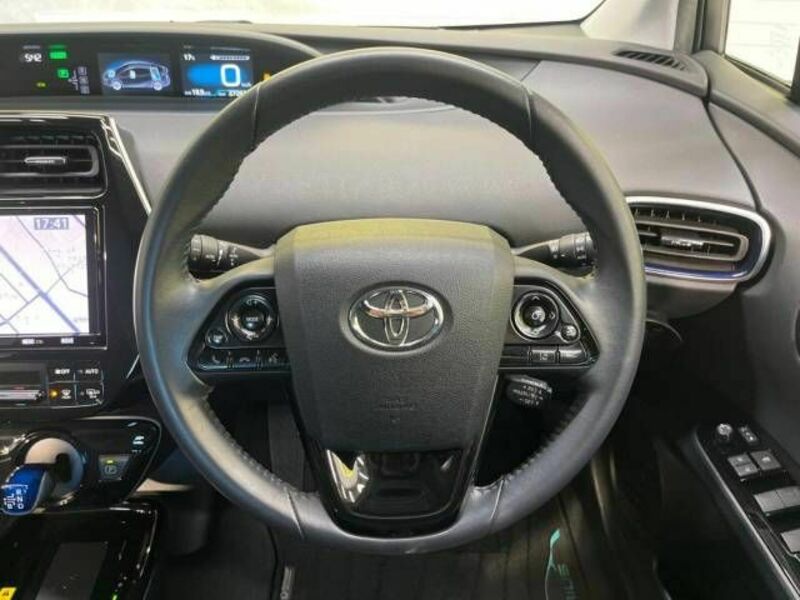 PRIUS-10