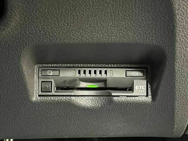 PRIUS PHV-11