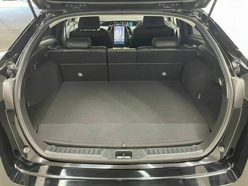 PRIUS PHV-12