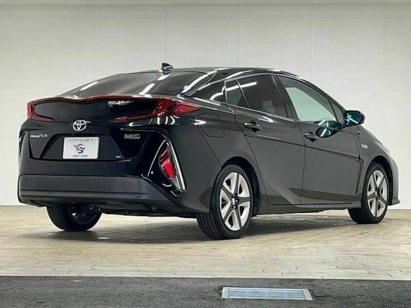PRIUS PHV-15