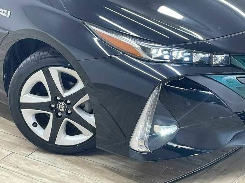 PRIUS PHV-19
