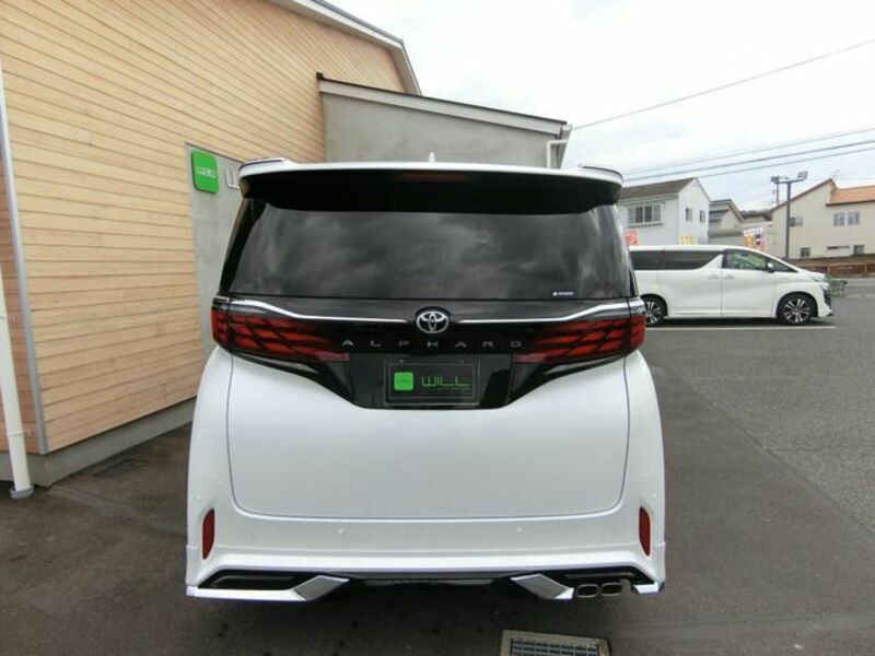 ALPHARD-1