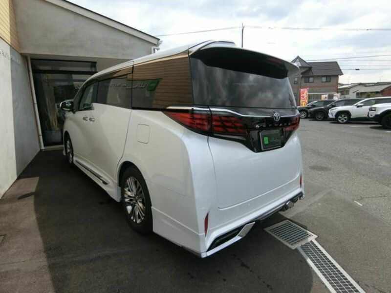 ALPHARD-7
