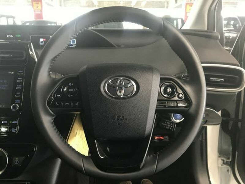 PRIUS PHV-13