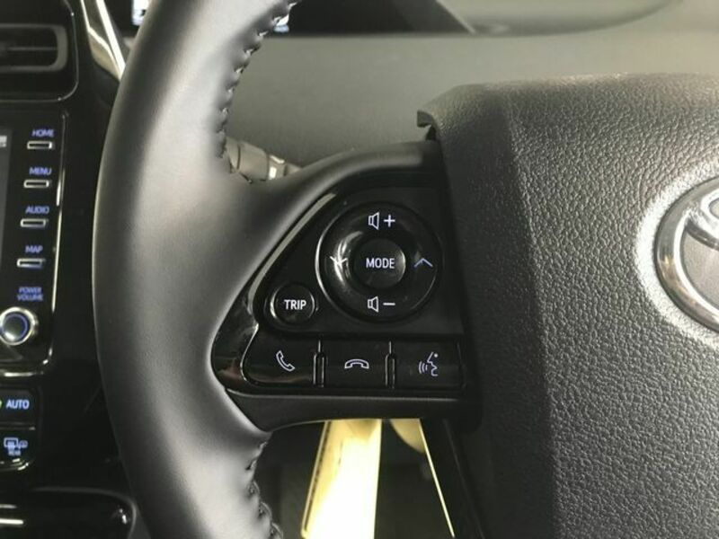 PRIUS PHV-15
