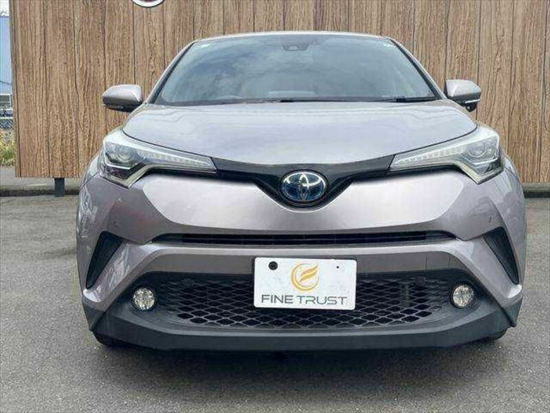 C-HR-11