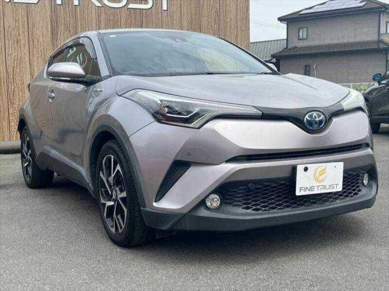C-HR-12