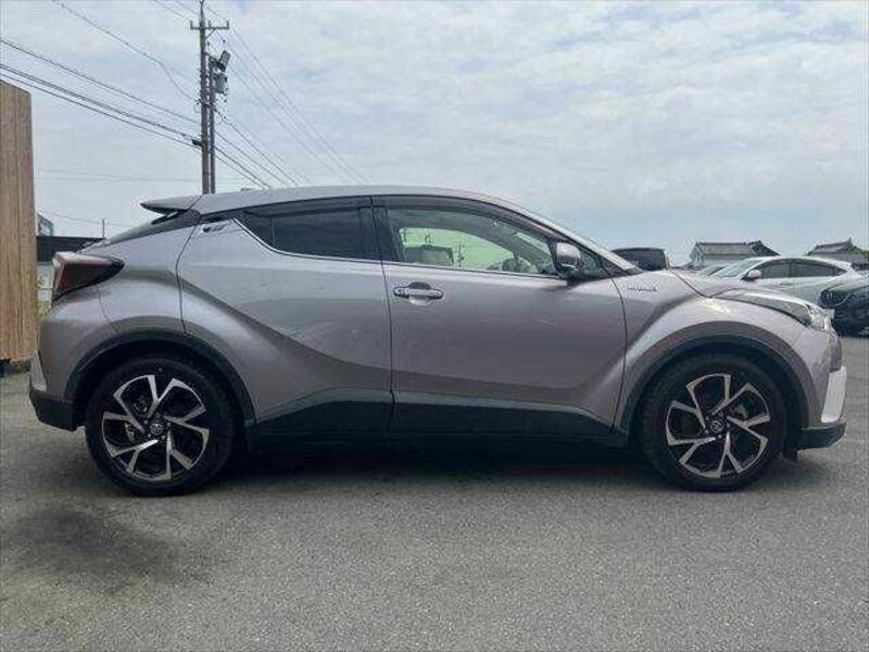 C-HR-13
