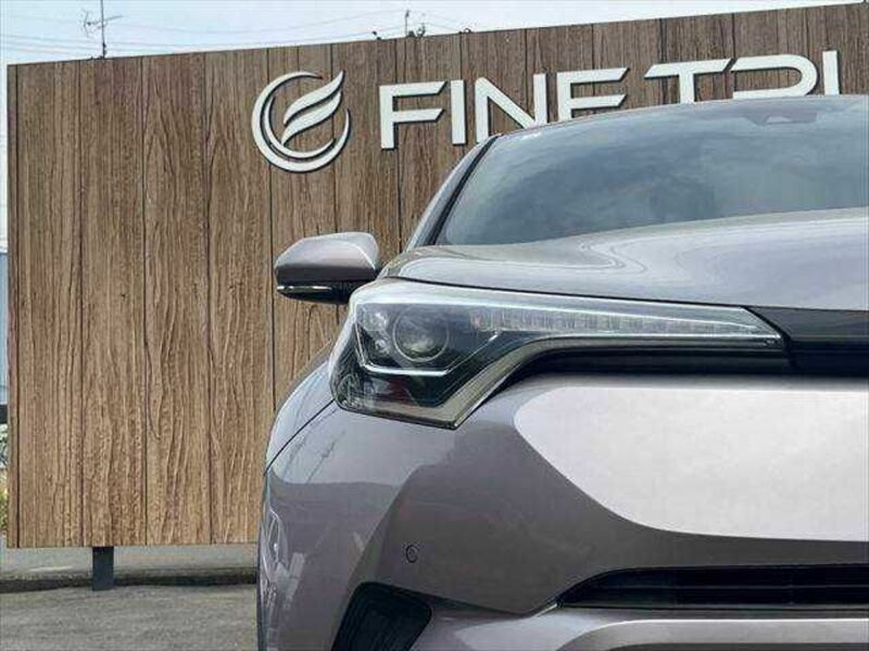 C-HR-21