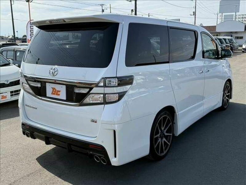 VELLFIRE-14