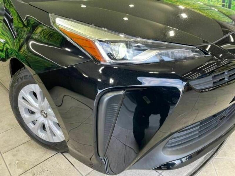 PRIUS-11