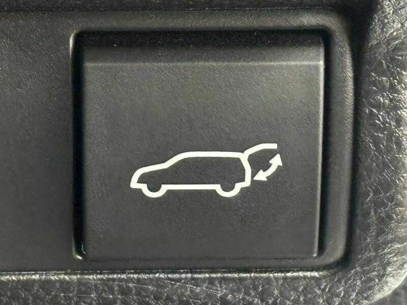 COROLLA CROSS