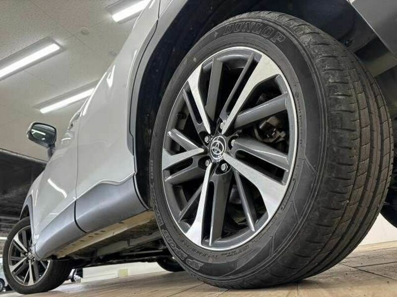 COROLLA CROSS