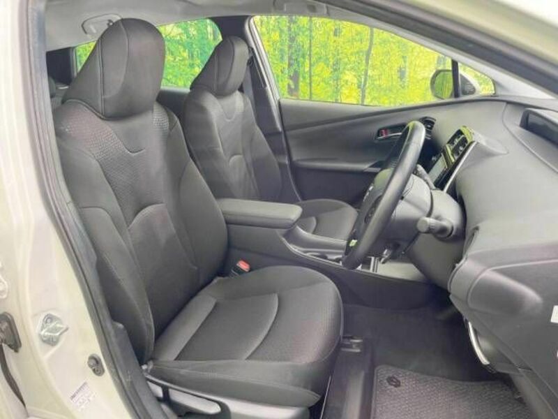 PRIUS-7