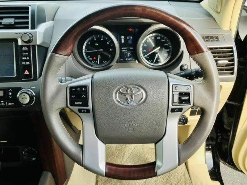 LAND CRUISER PRADO-11