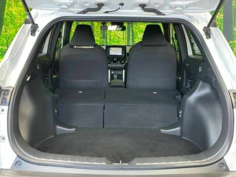 COROLLA CROSS-11