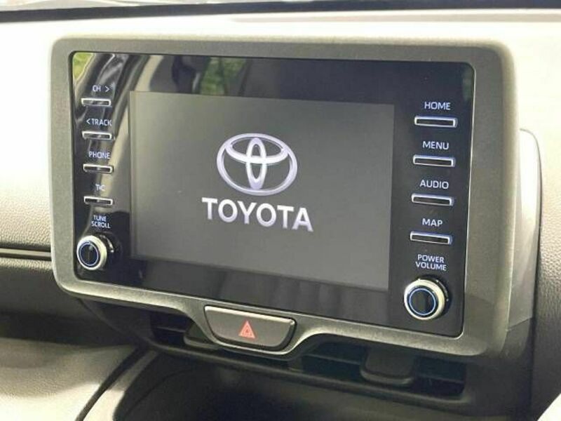 YARIS CROSS
