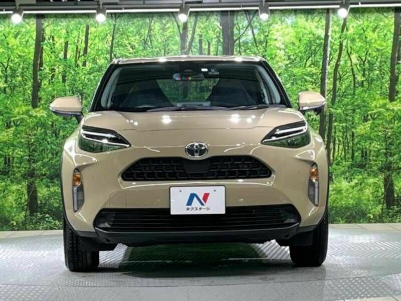 YARIS CROSS-14