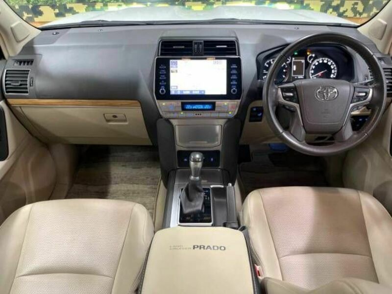 LAND CRUISER PRADO-1